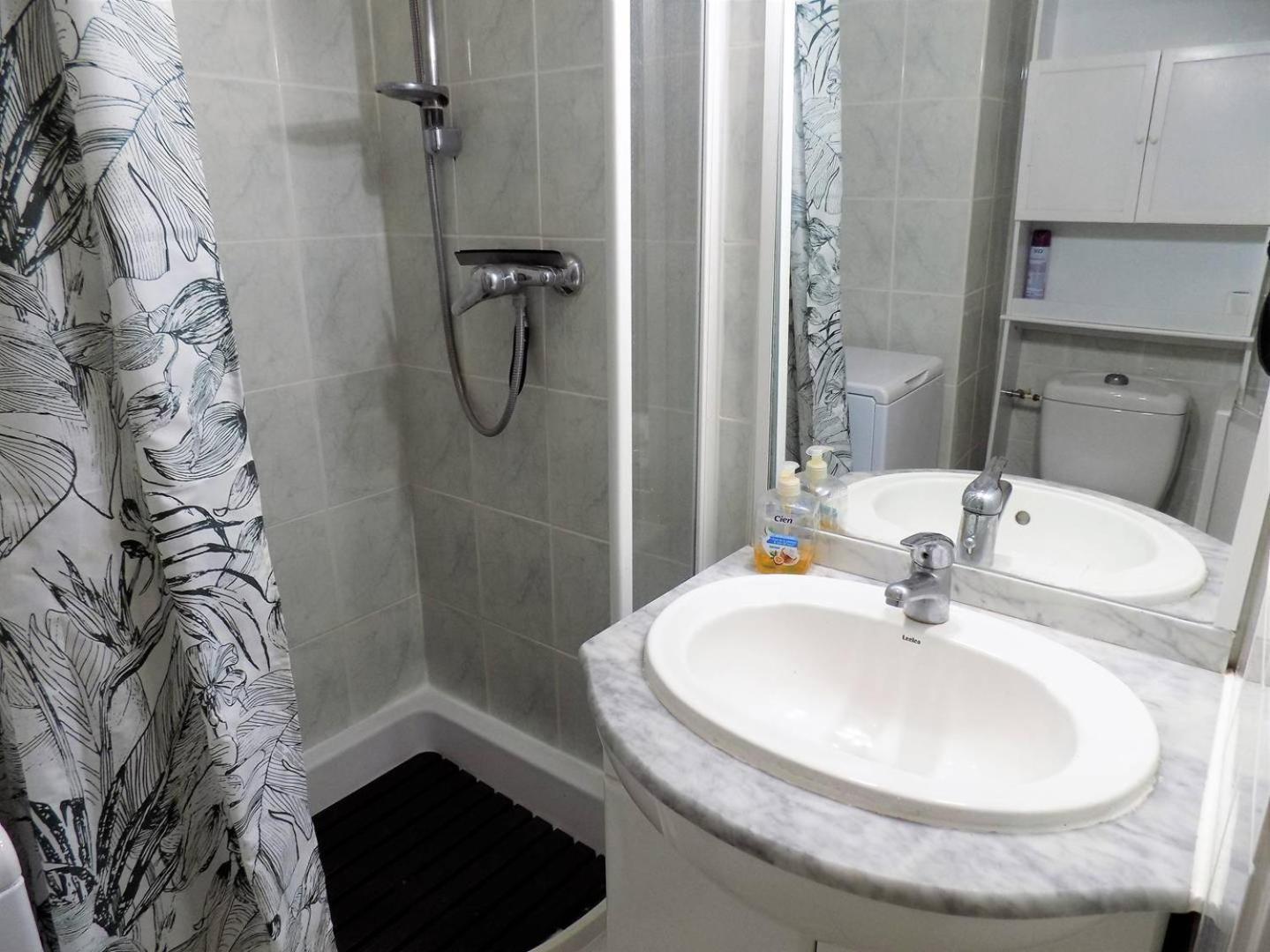 Saint Georges De Didonne - Studio Cabine - Residence Boisee Proche Plage Екстер'єр фото