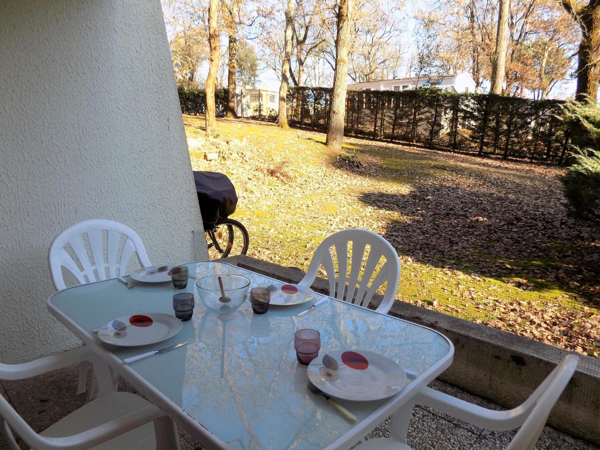 Saint Georges De Didonne - Studio Cabine - Residence Boisee Proche Plage Екстер'єр фото